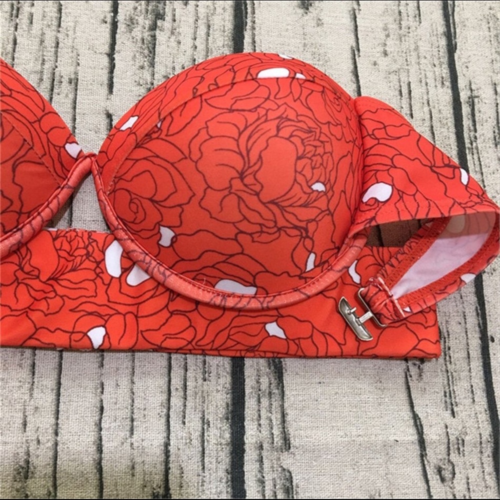 Red Floral Bikini Set - Picture 4 of 5